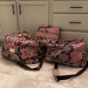 Vera Bradley 3-piece luggage set